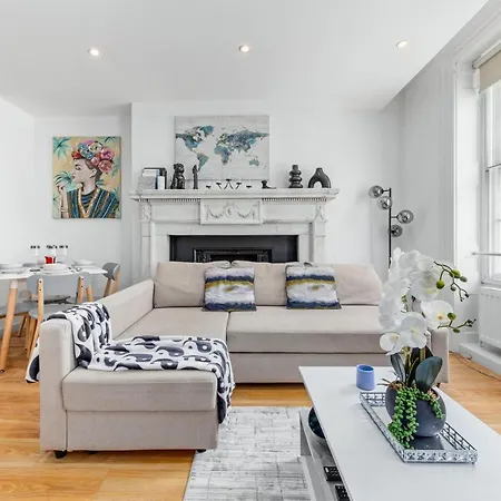 3-Bedroom Flat In London Sleeps 14 Hy1